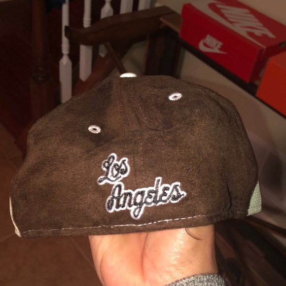 Laker New Era hat - Picture 3 of 4